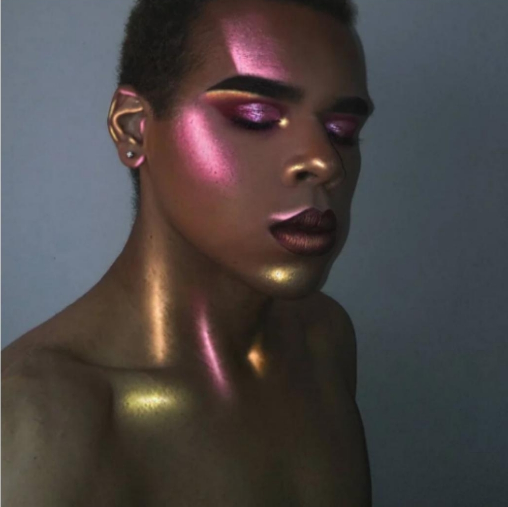 Blossoms Highlighter Palette - Picture 5 of 6